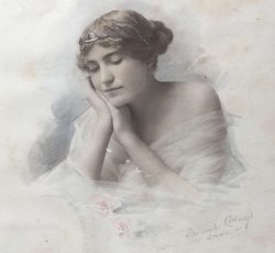 family album,1920